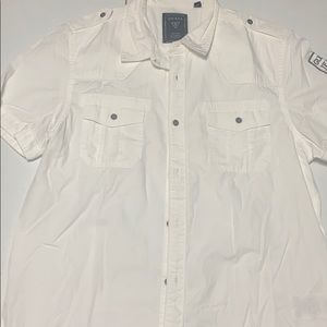 Men’s GUESS button down